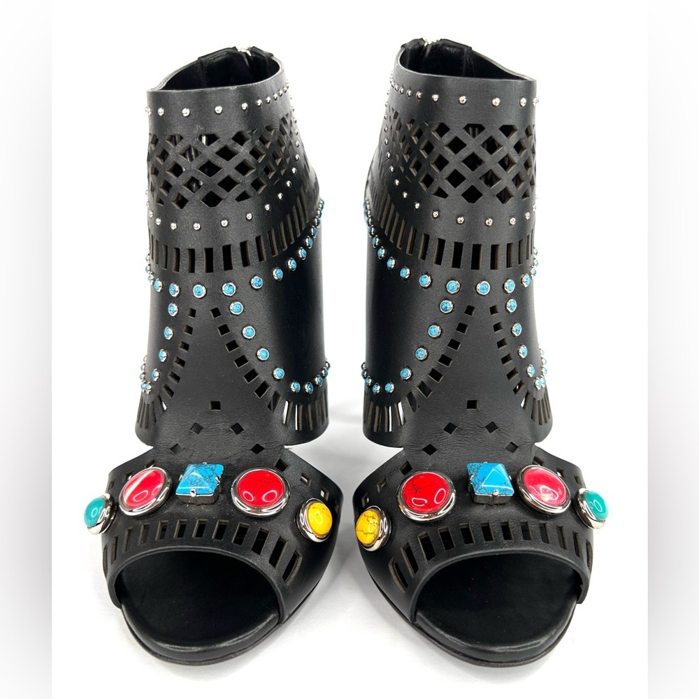 GUCCI LIKA LASER CUT LEATHER STONE STUD EMBELLISHED LOGO ANKLE BOOT SIZE EU 38 - Picture 3 of 11